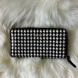 Kate Spade street Houndstooth Wallet
